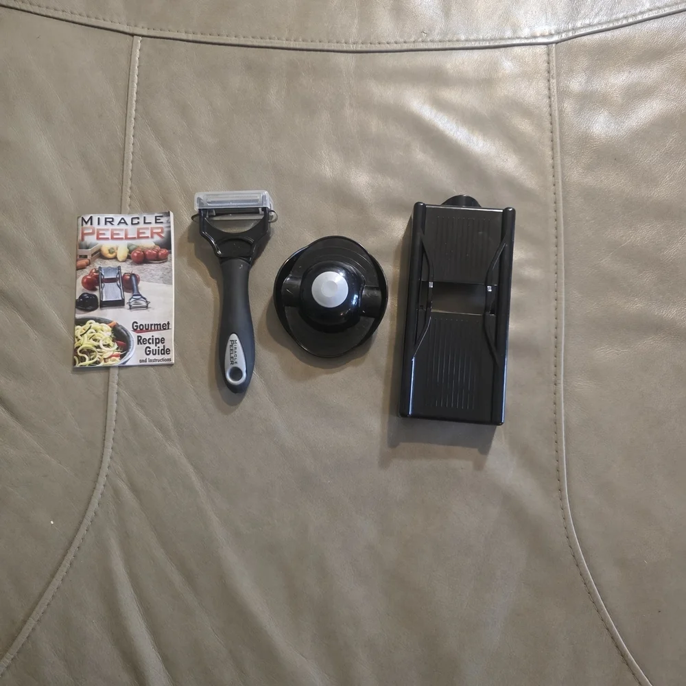 Miracle Peeler 2 In 1 Dual Blade Julieanne Kitchen Tool Set - Black